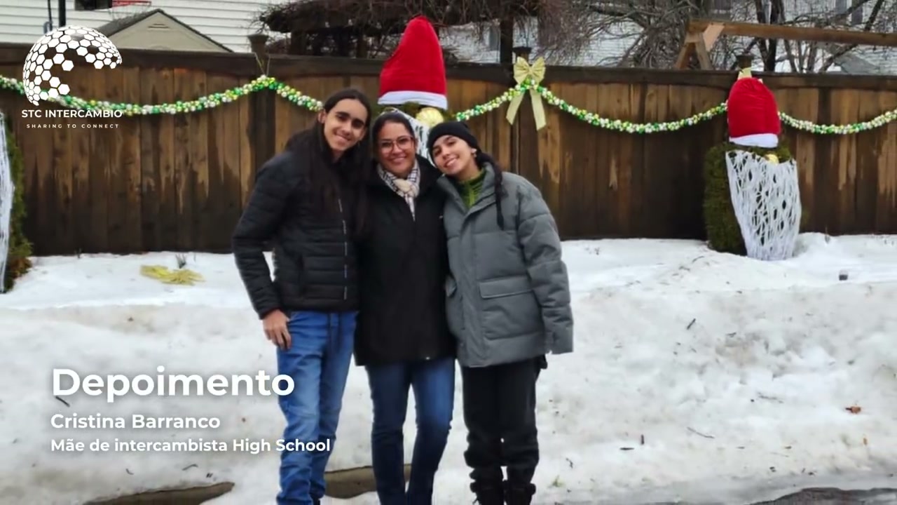 Cristina Barranco com a família, na neve